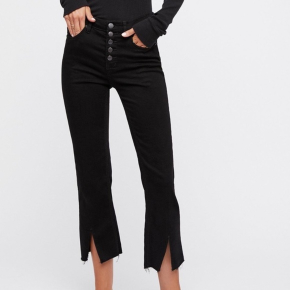Free People Pants - SALE❗️Free People | High Rise Cropped Flare Jeans